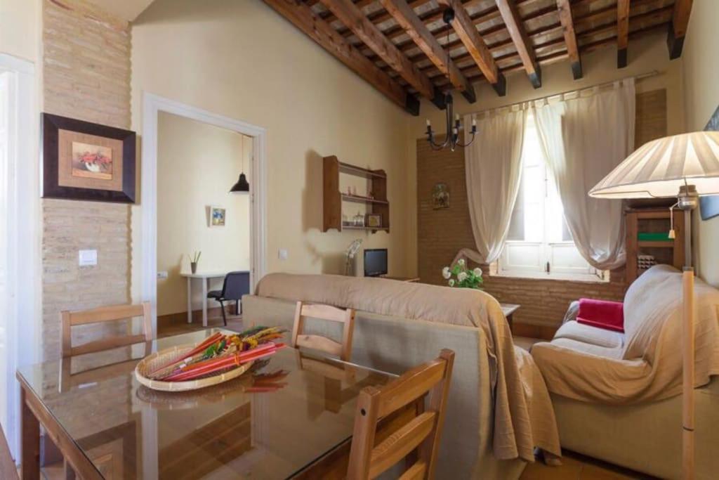 Precioso Apartamento - Localizacion Ideal **Wifi - A/C** Sevilla Bagian luar foto