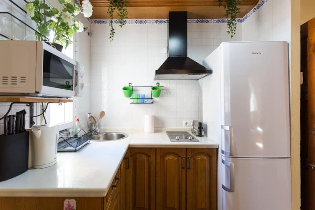 Precioso Apartamento - Localizacion Ideal **Wifi - A/C** Sevilla Bagian luar foto