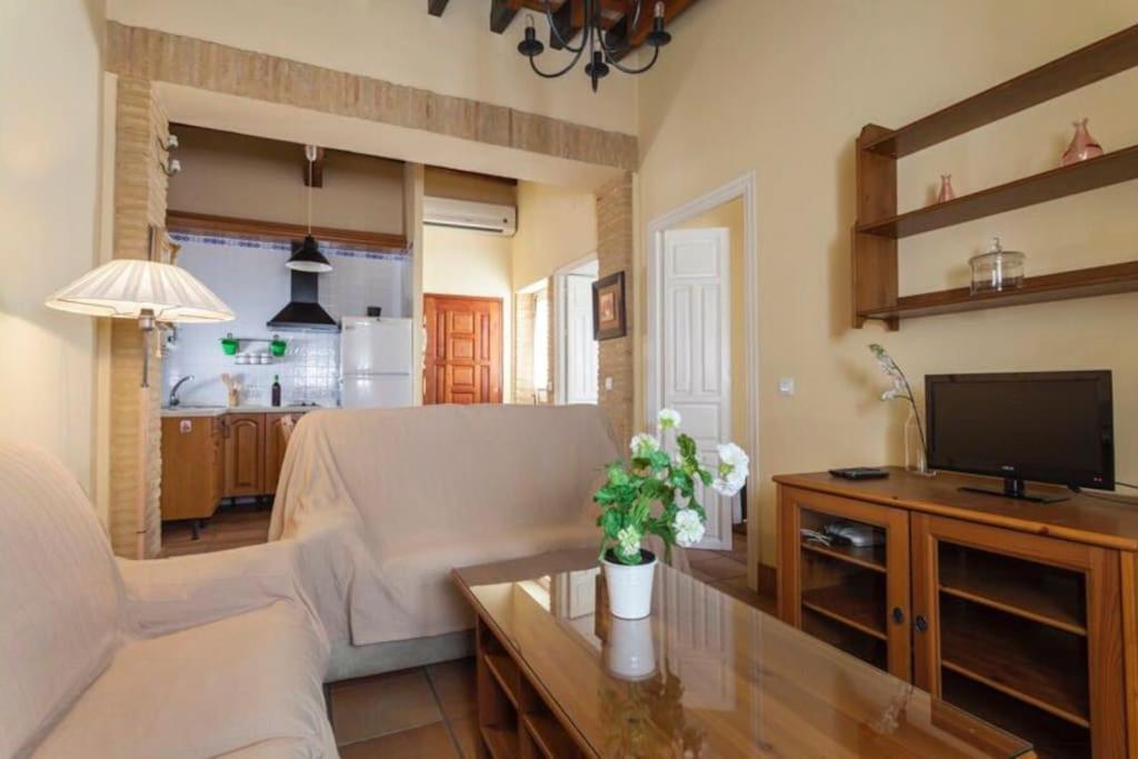 Precioso Apartamento - Localizacion Ideal **Wifi - A/C** Sevilla Bagian luar foto